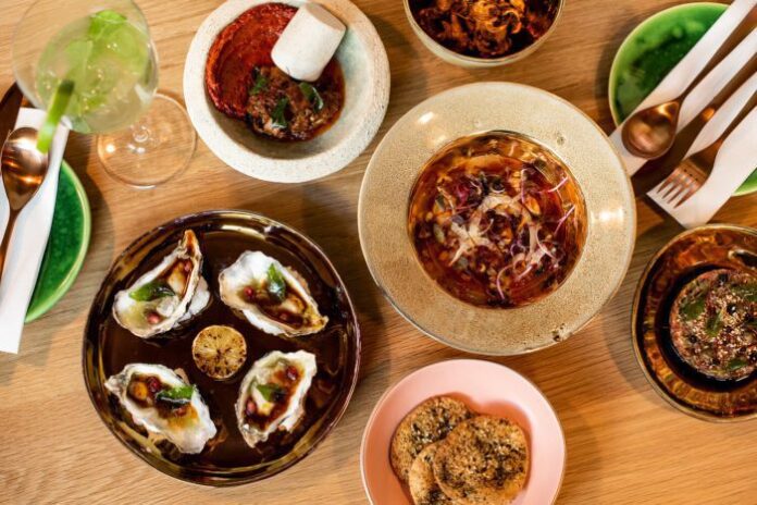 Dishes_from_the_MAZZA_menu