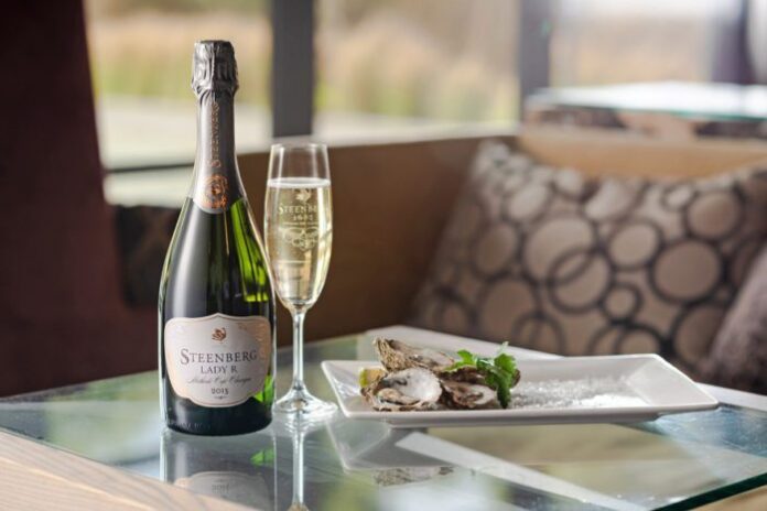 Steenberg Lady R MCC 2015-landscape LR